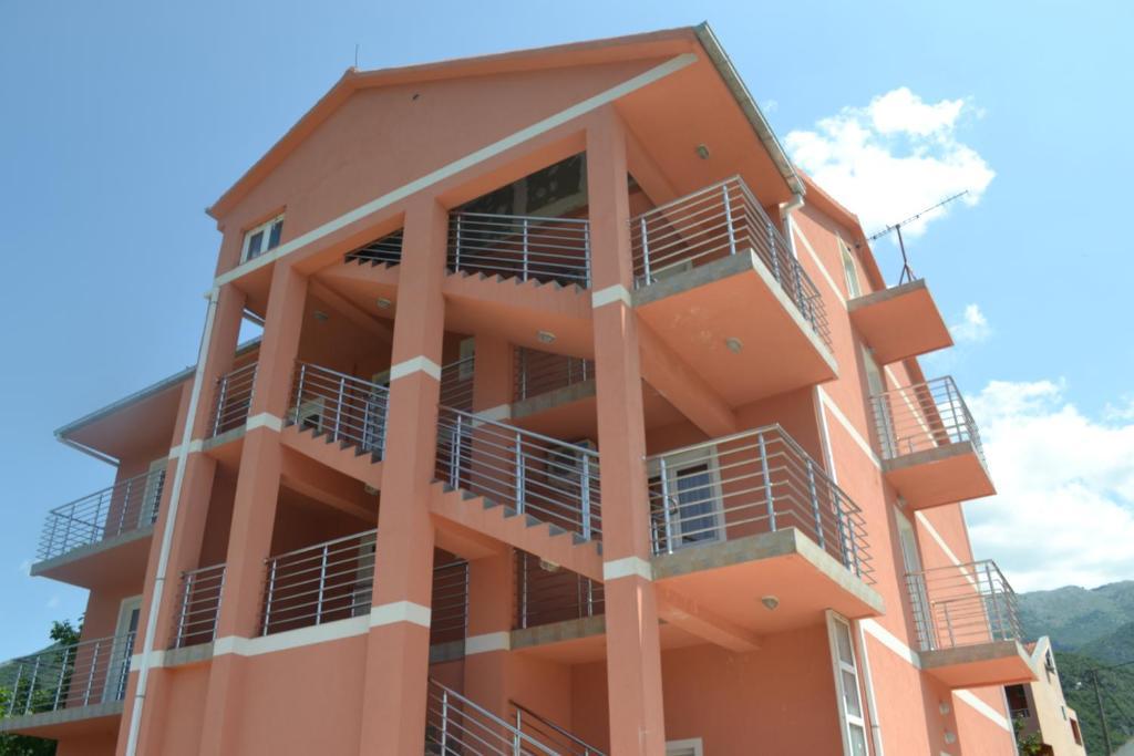 Guesthouse Orlovic Budva Eksteriør billede