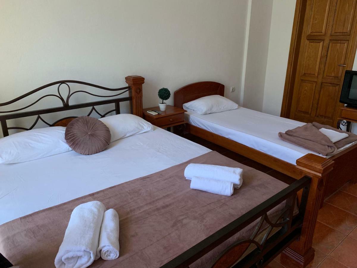 Guesthouse Orlovic Budva Eksteriør billede