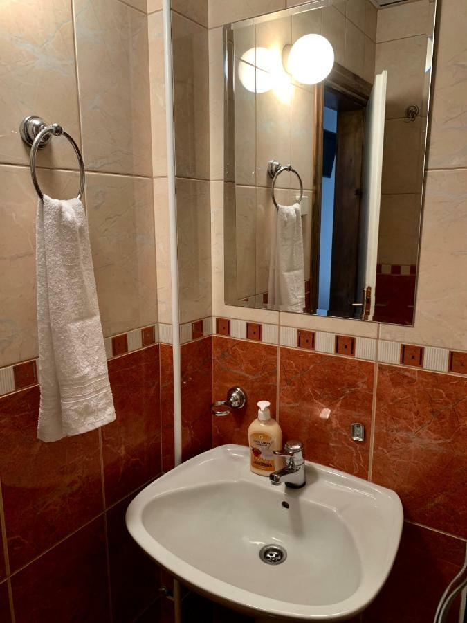 Guesthouse Orlovic Budva Eksteriør billede