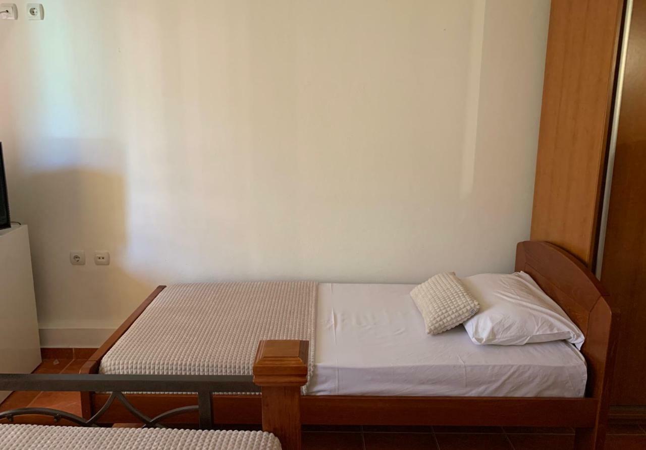 Guesthouse Orlovic Budva Eksteriør billede