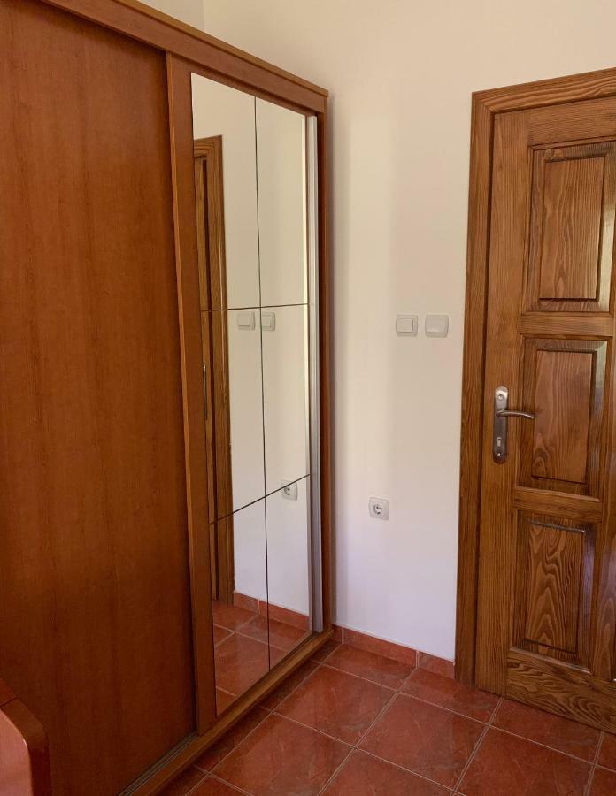 Guesthouse Orlovic Budva Eksteriør billede