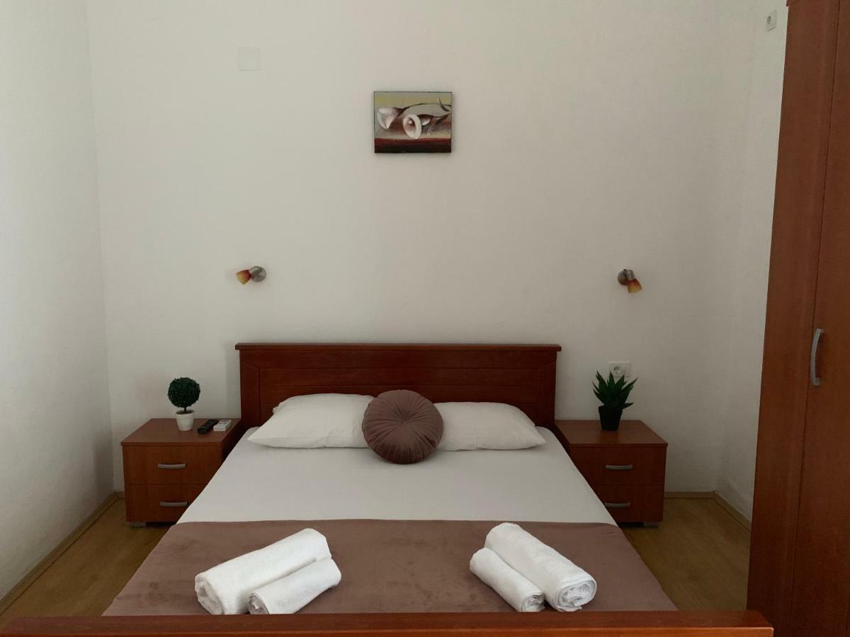 Guesthouse Orlovic Budva Eksteriør billede