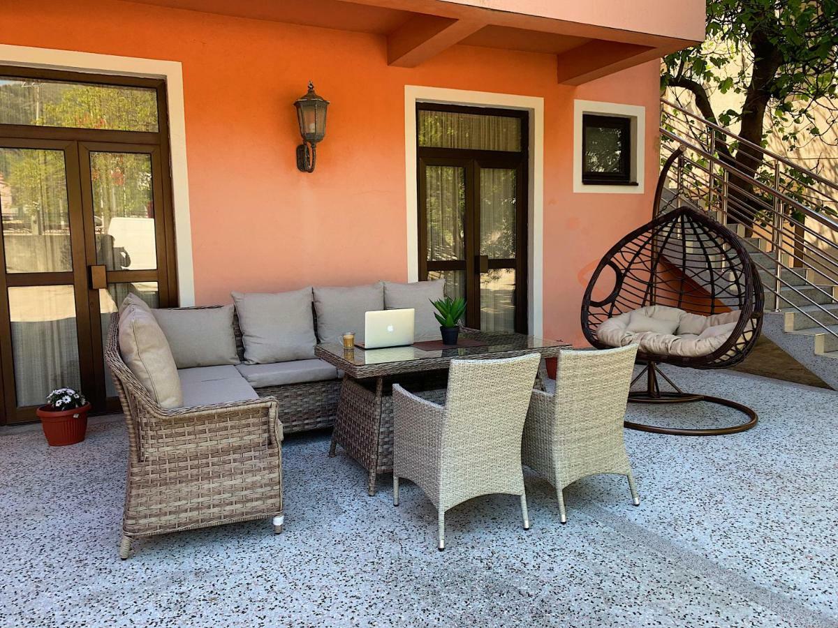 Guesthouse Orlovic Budva Eksteriør billede