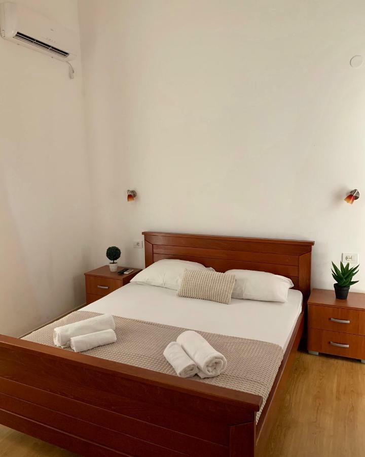 Guesthouse Orlovic Budva Eksteriør billede